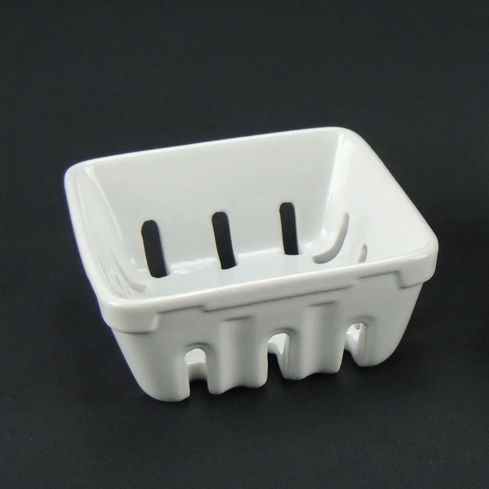 Sur la Table White Berry Basket Set